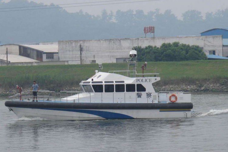 江河湖泊巡逻船只采用船载动中通组网和实时视频无线传输